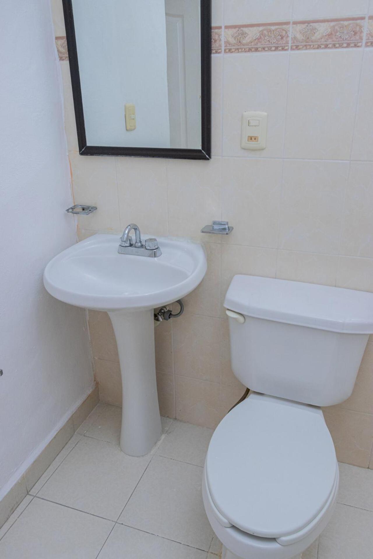 Oyo Hotel Marias,Aeropuerto Internacional De 체투말 외부 사진