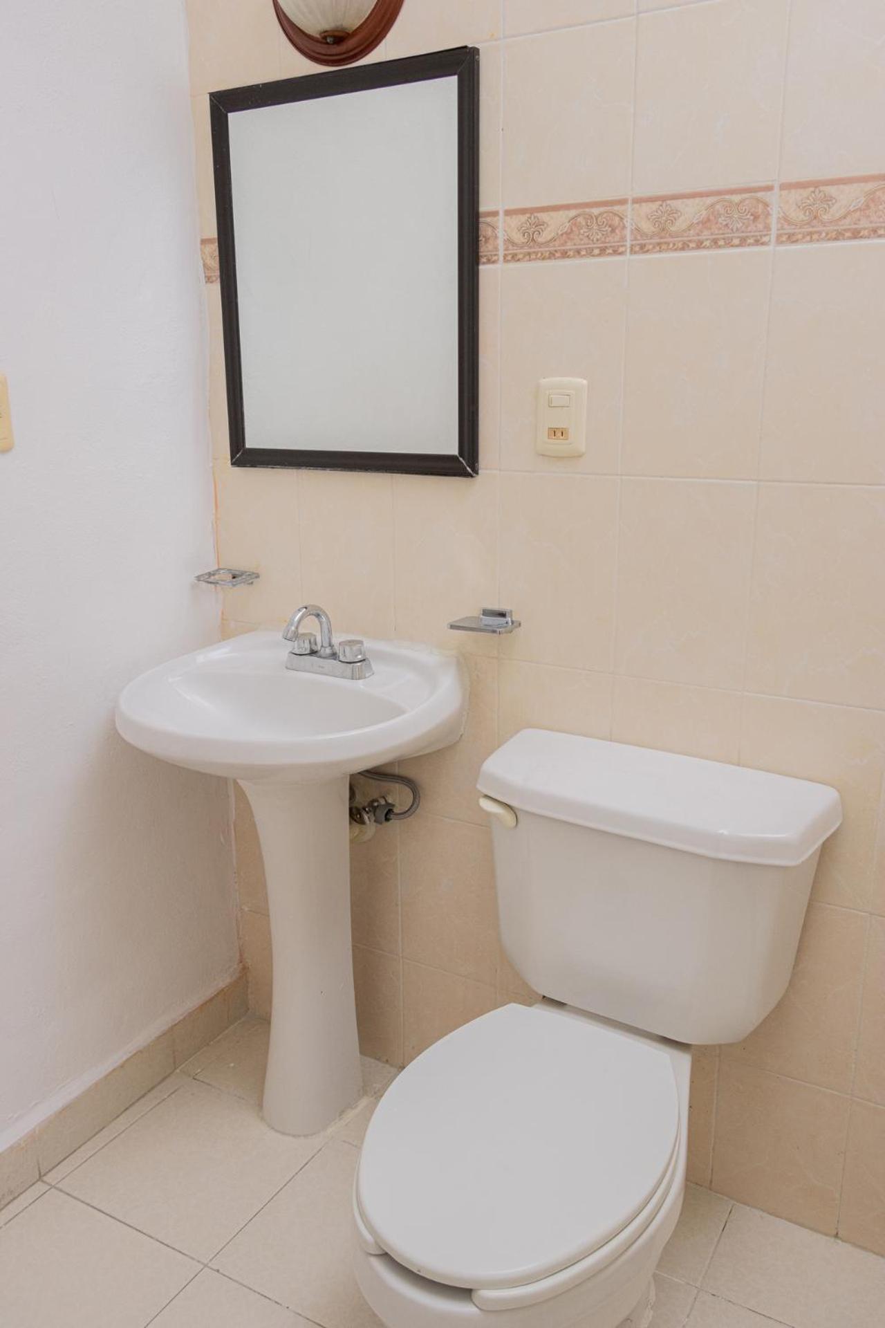 Oyo Hotel Marias,Aeropuerto Internacional De 체투말 외부 사진