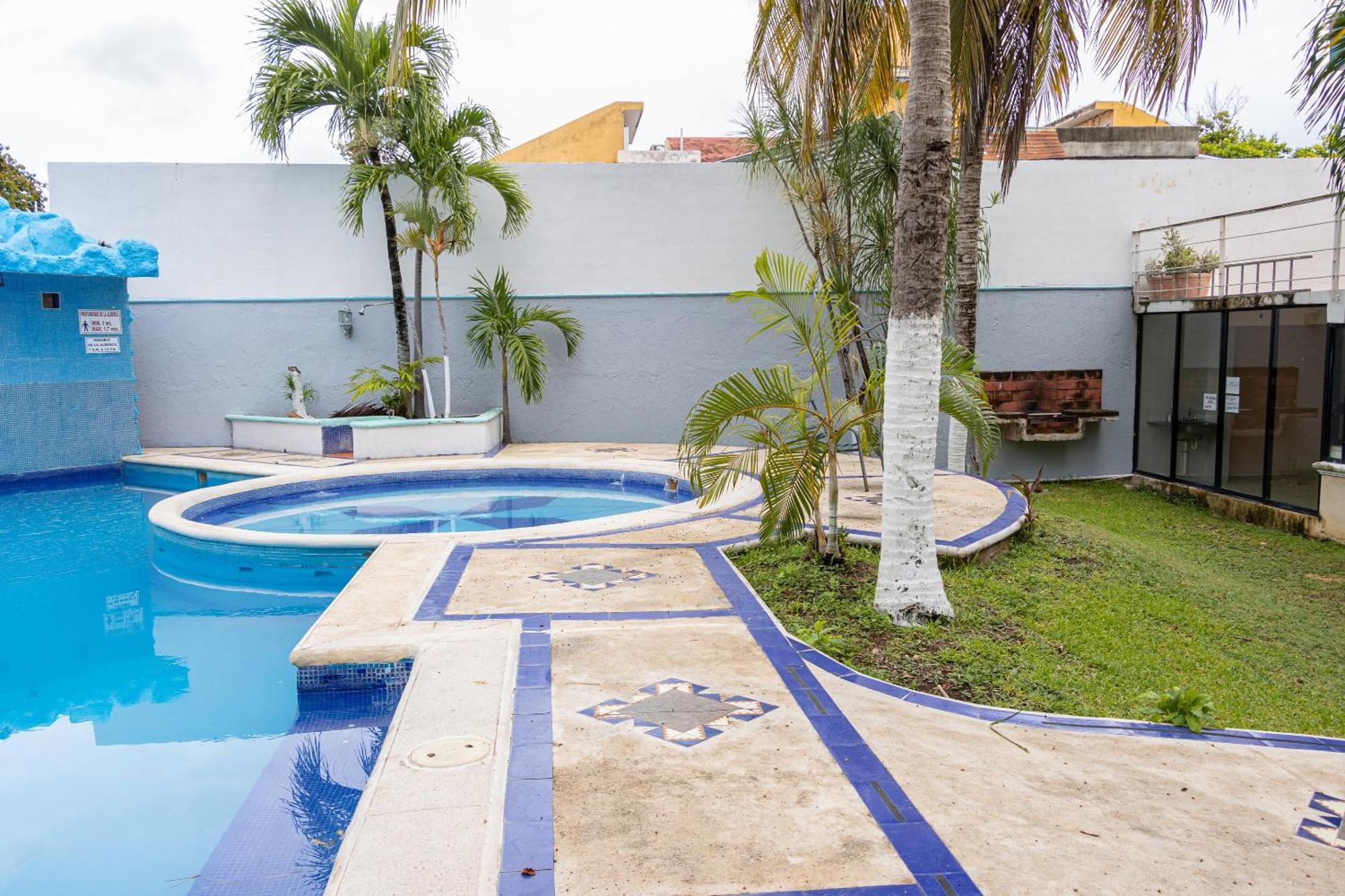 Oyo Hotel Marias,Aeropuerto Internacional De 체투말 외부 사진