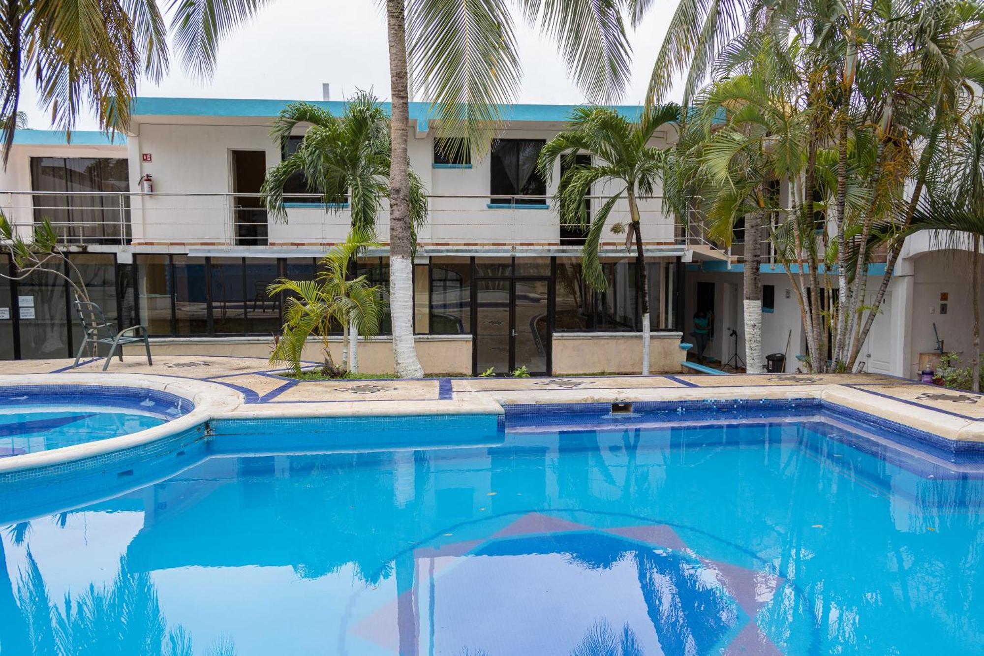 Oyo Hotel Marias,Aeropuerto Internacional De 체투말 외부 사진